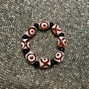 3/$30 Agate beads Bracelet.